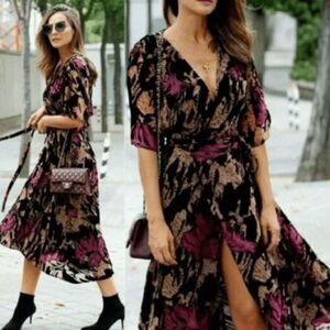 NWOT ZARA Women Devore Burnout Velvet Wrap Midi Floral Dress